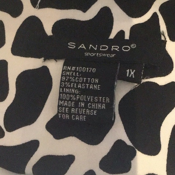 Sandro Sportswear Black/white giraffe print bell sleeve crop, swing Jacket 1X. - Picture 12 of 13